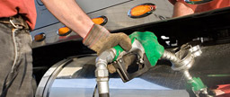 Improving Driver Behavior to Maximize Fuel Economy